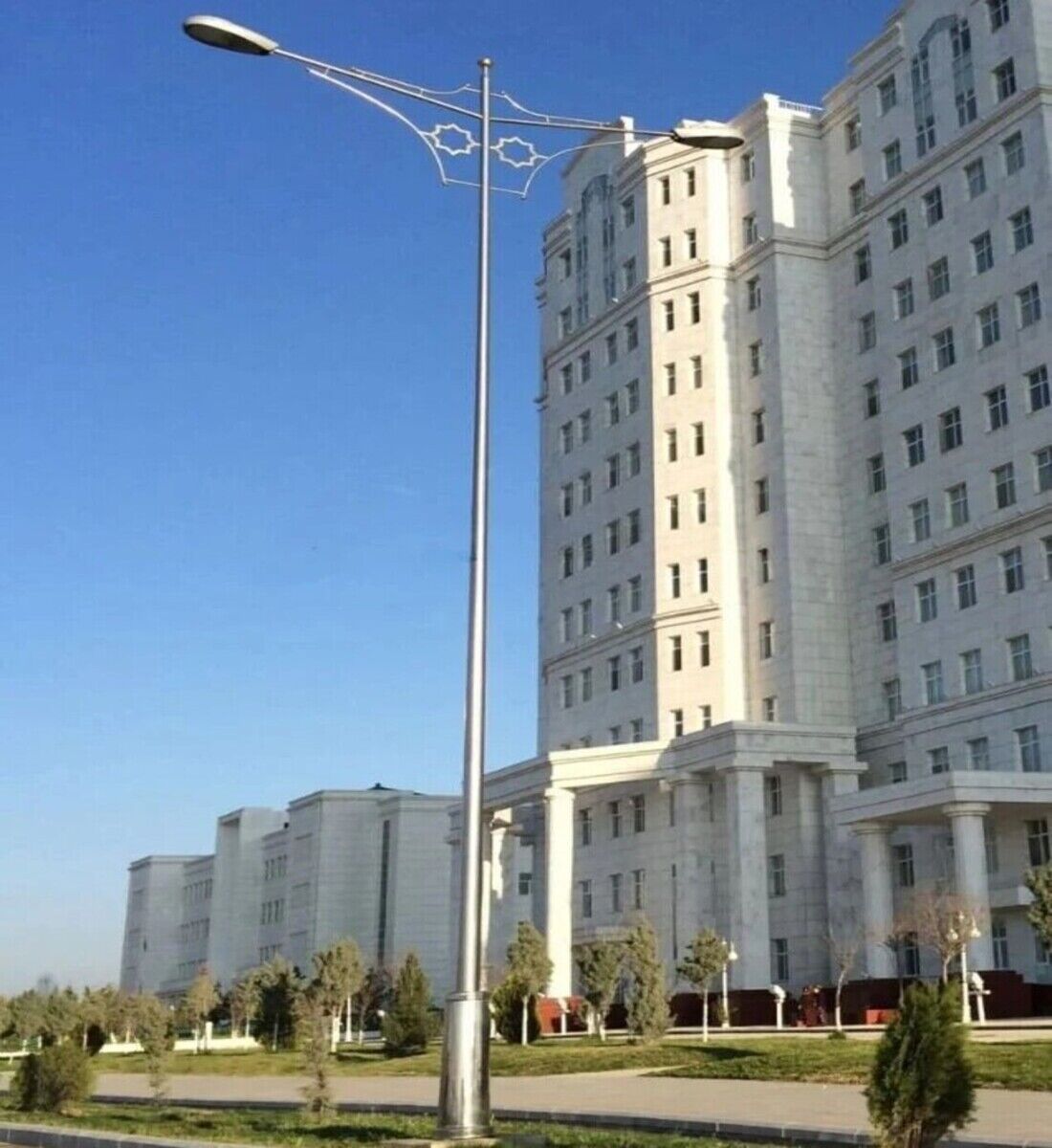 Dekoratif Aydınlatma Direği