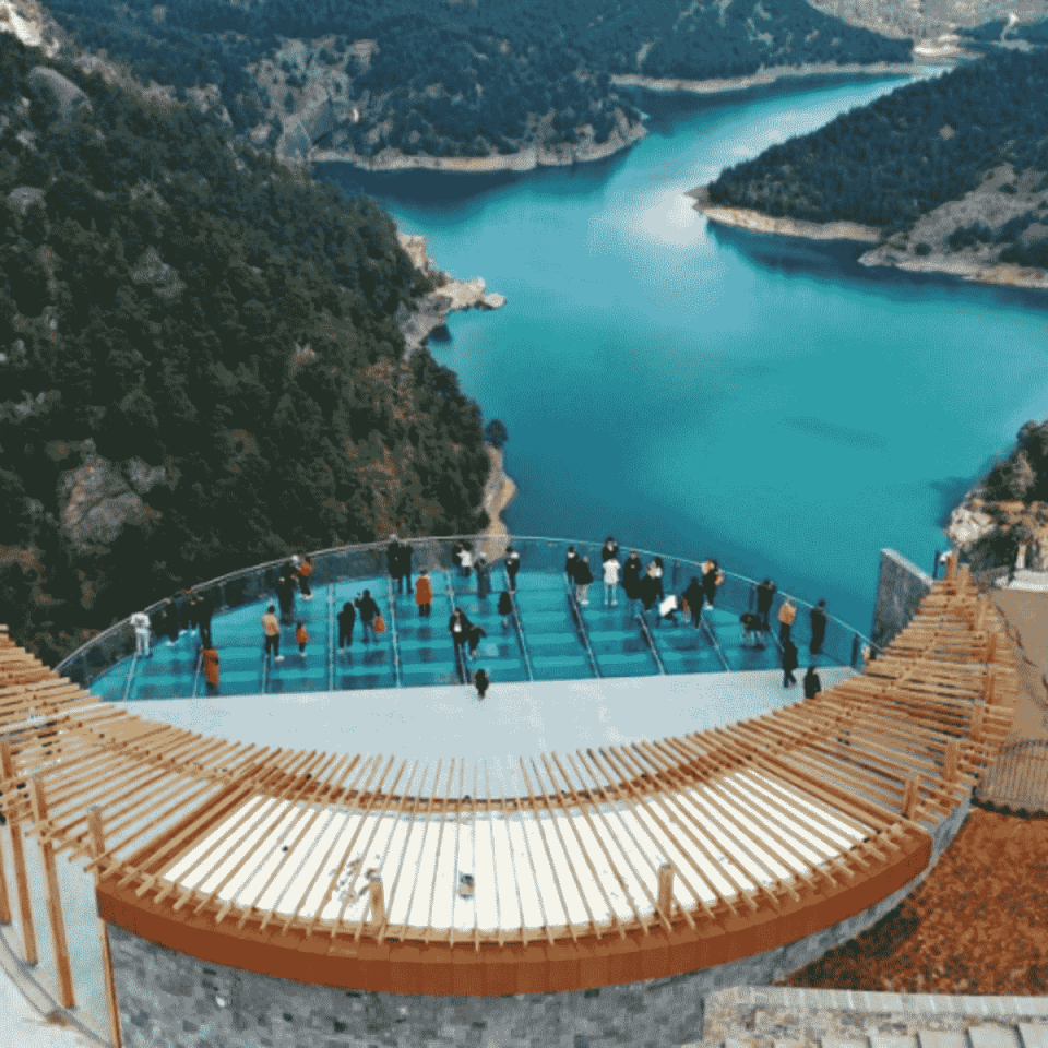 Cam Seyir Terasları